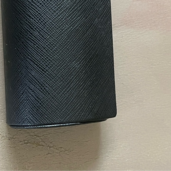 Prada eyeglasses case - Picture 5 of 5